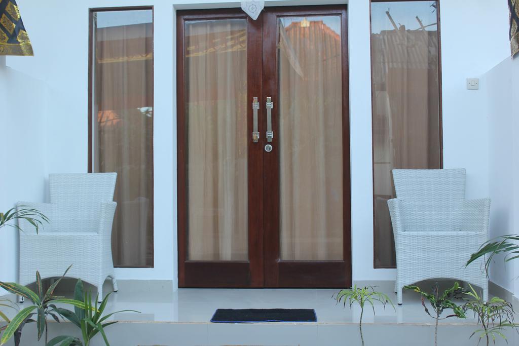 Dimi House Hotel Nusa Lembongan  Exterior photo